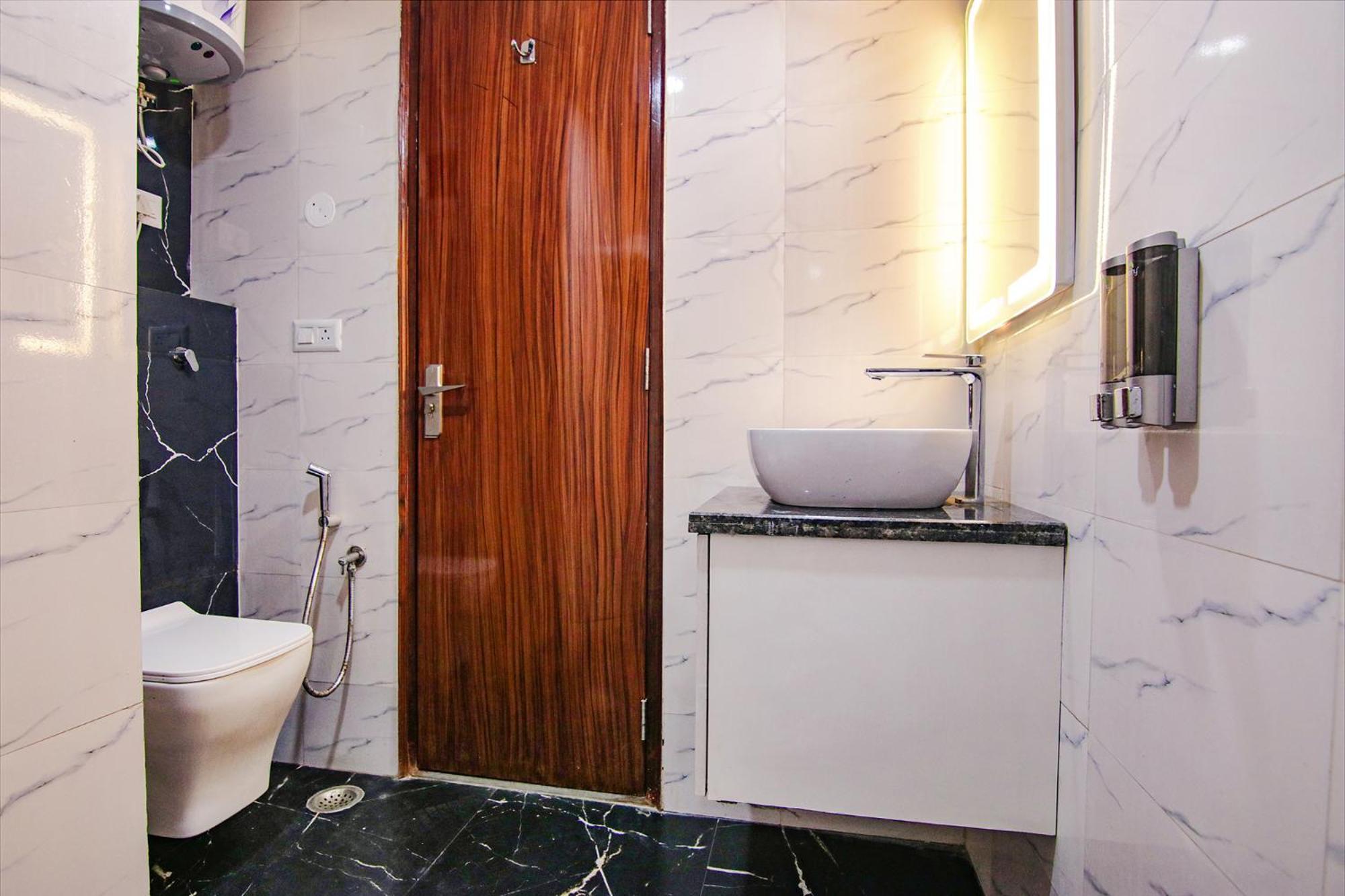 Fabhotel Satyam International Noida Luaran gambar