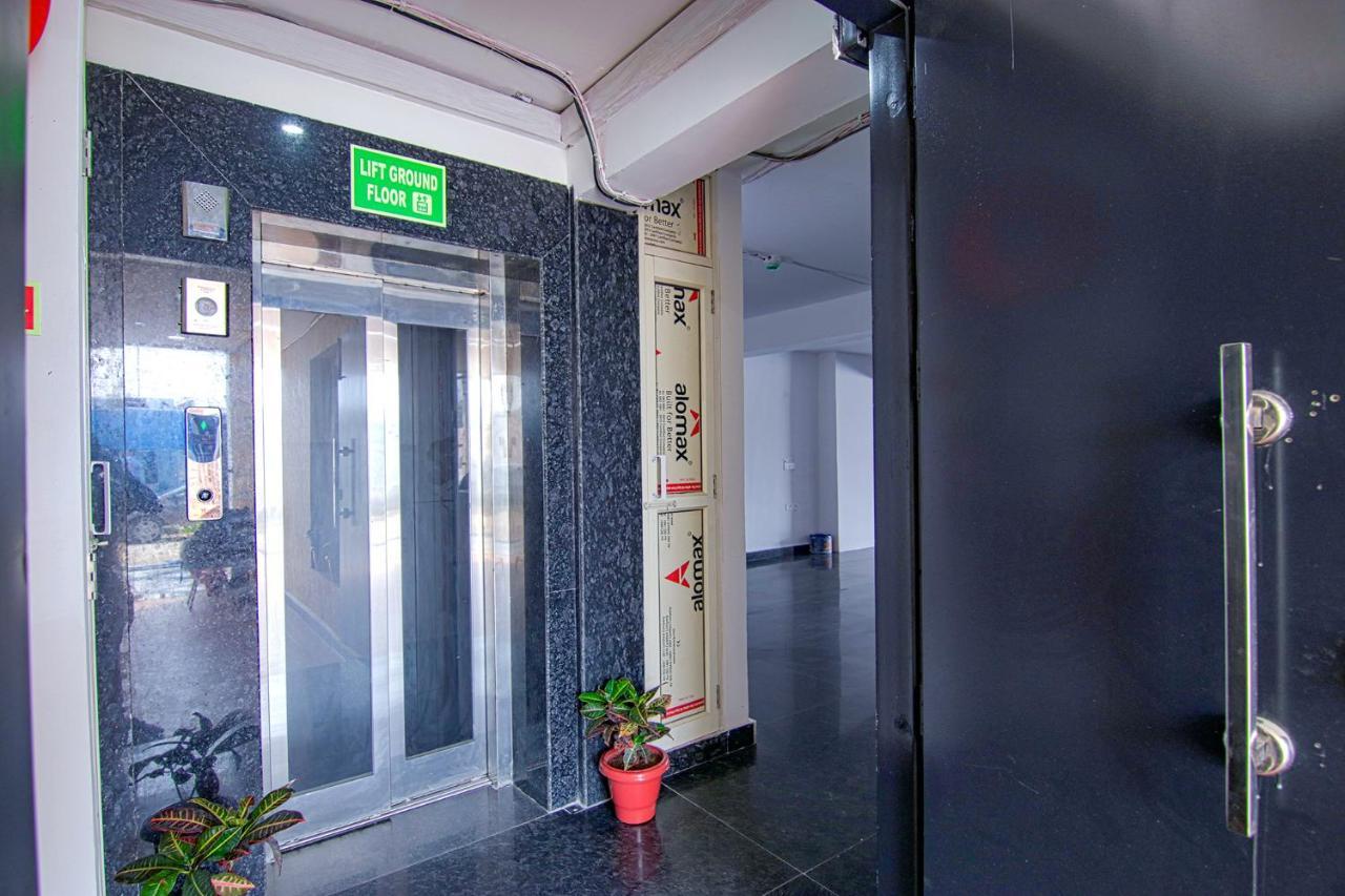 Fabhotel Satyam International Noida Luaran gambar