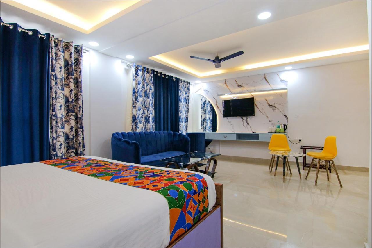 Fabhotel Satyam International Noida Luaran gambar