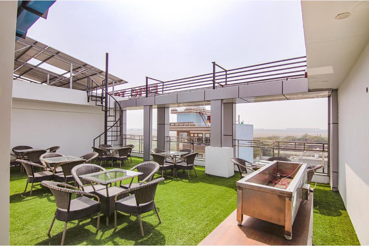 Fabhotel Satyam International Noida Luaran gambar